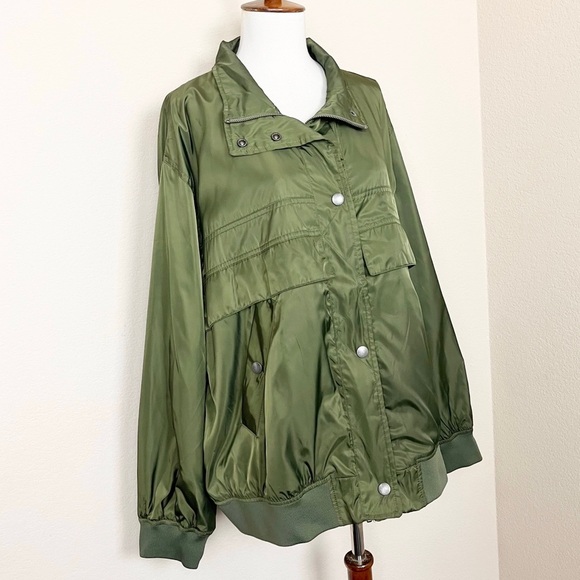 Free People We The Free Here Right Now Green Bomber Jacket - Picture 7 of 15